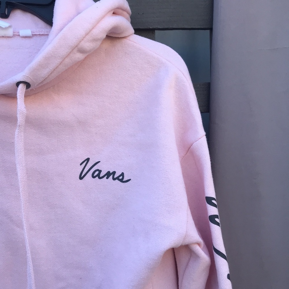 Light pink Van’s hoodie sweatshirt.  Fleece inside, has big pocket in front - Picture 2 of 9